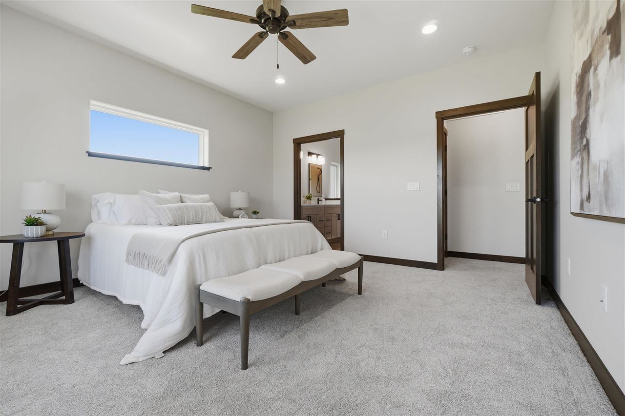 206 Westwood Circle Kalona IA 52247