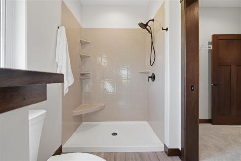206 Westwood Circle Kalona IA 52247