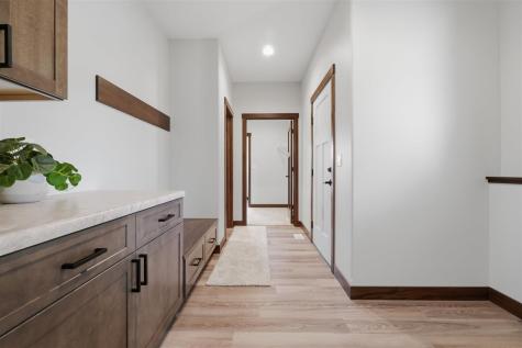 206 Westwood Circle Kalona IA 52247