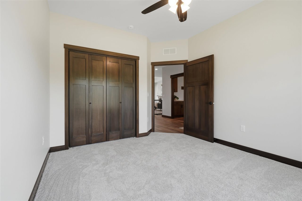 206 Westwood Circle Kalona IA 52247