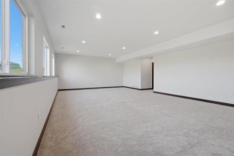 206 Westwood Circle Kalona IA 52247