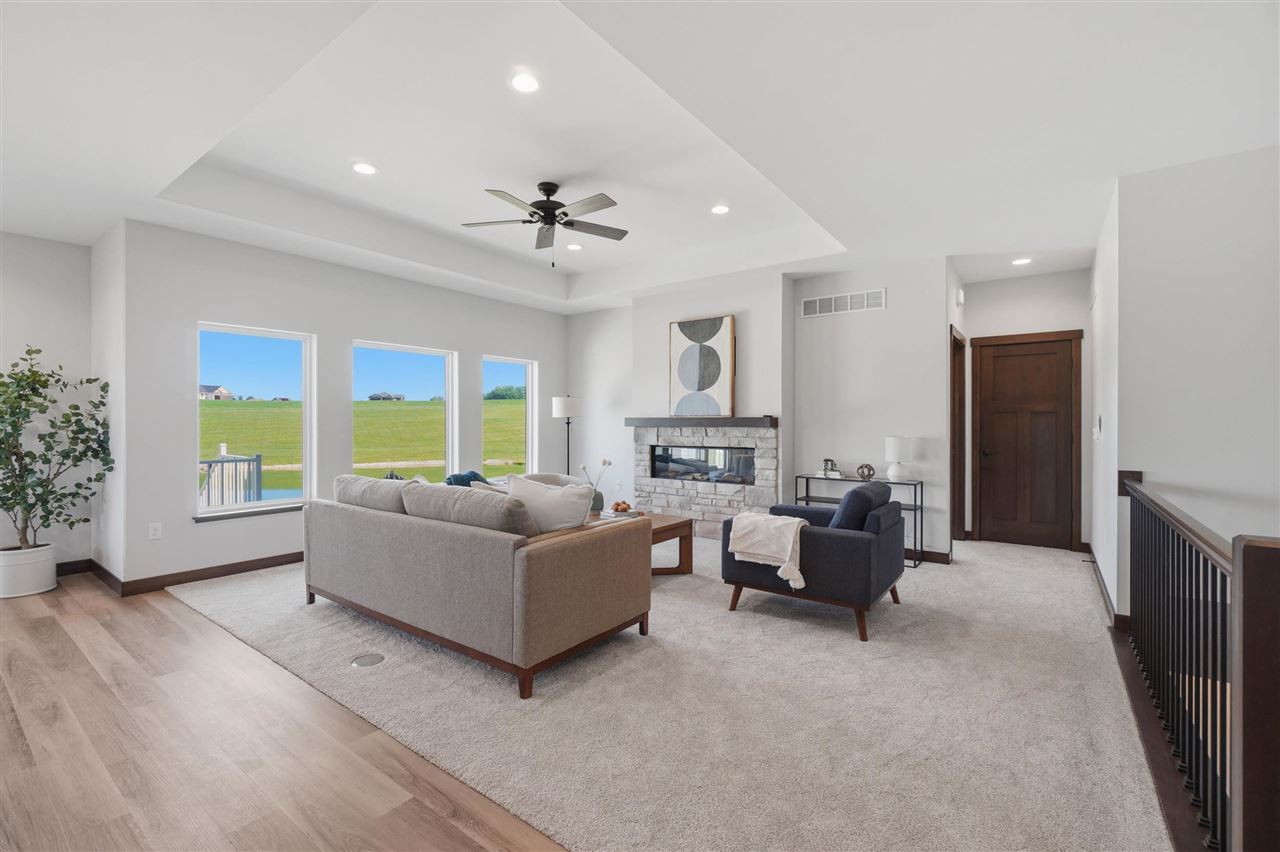 206 Westwood Circle Kalona IA 52247