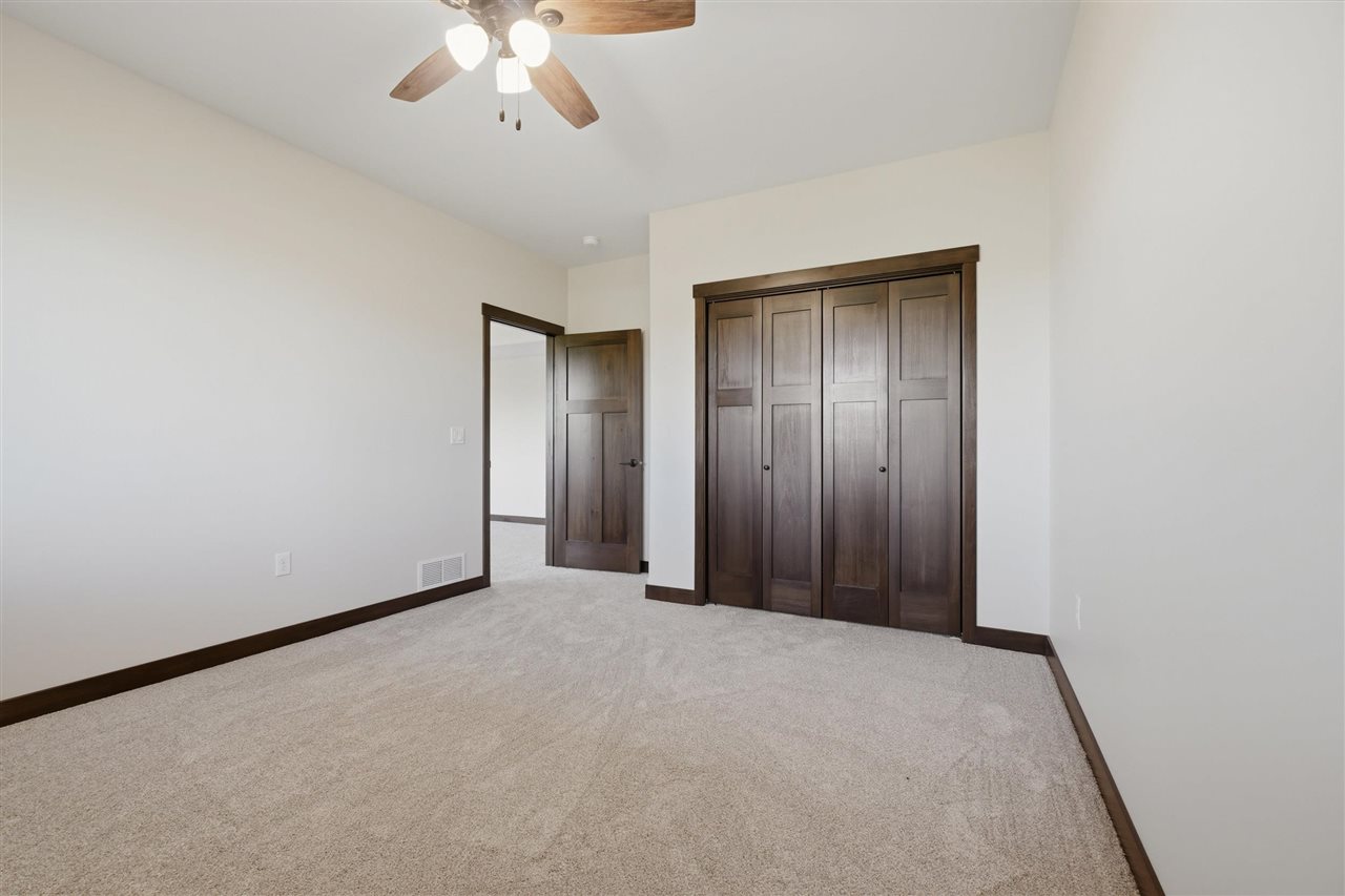 206 Westwood Circle Kalona IA 52247