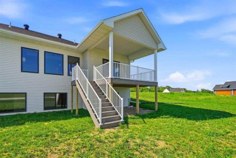206 Westwood Circle Kalona IA 52247