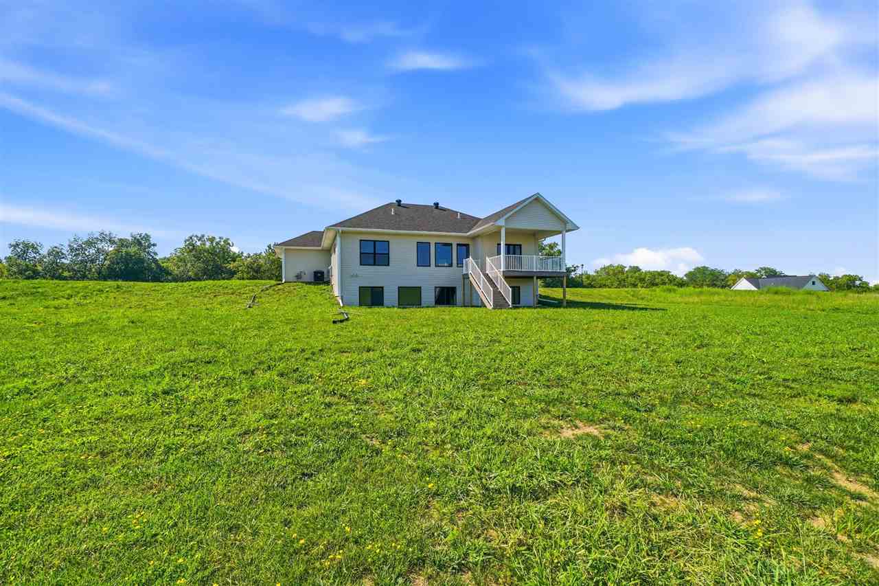 206 Westwood Circle Kalona IA 52247