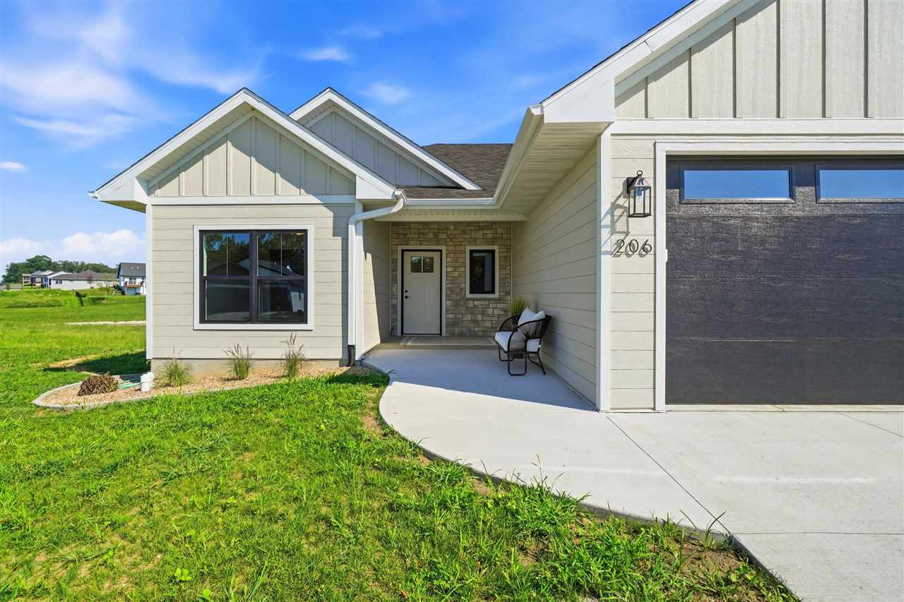 206 Westwood Circle Kalona IA 52247