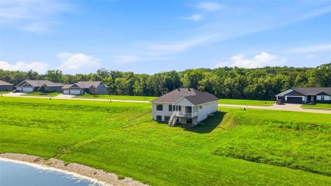206 Westwood Circle Kalona IA 52247