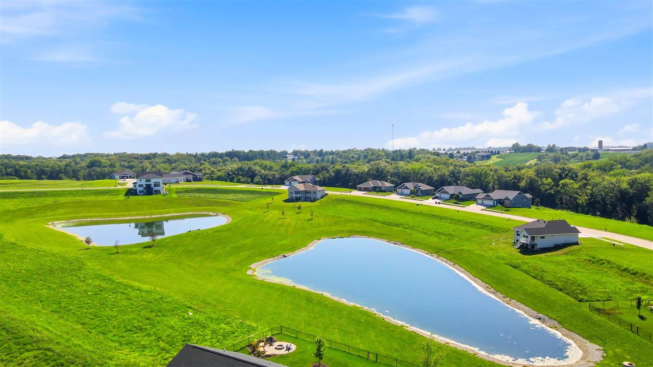 206 Westwood Circle Kalona IA 52247