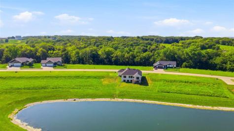 206 Westwood Circle Kalona IA 52247