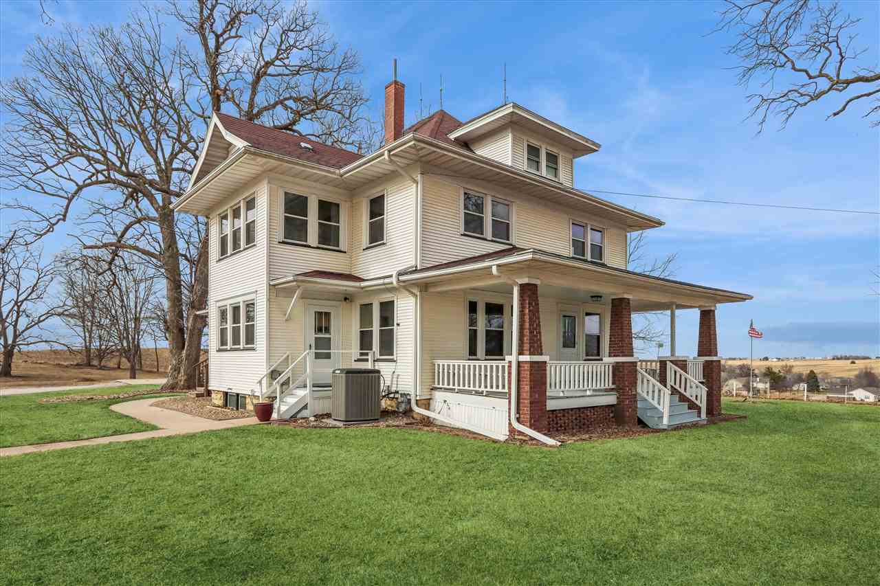 527 SW Swisher View Drive Swisher IA 52338