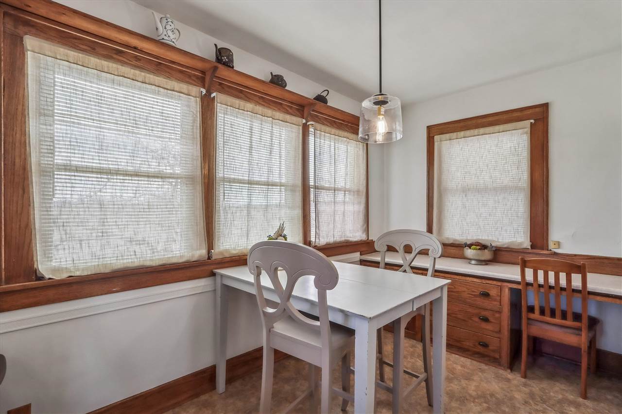 527 SW Swisher View Drive Swisher IA 52338