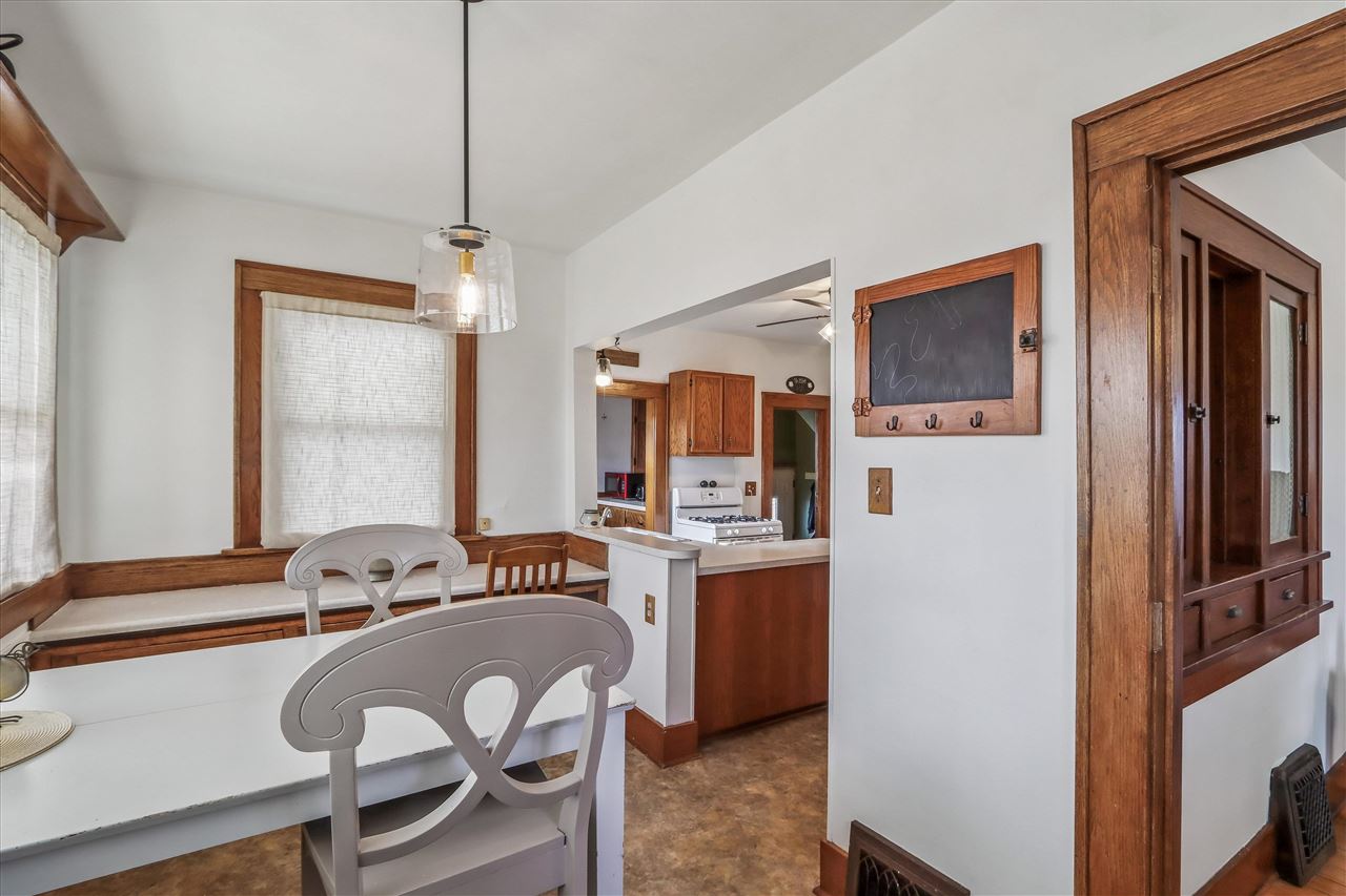 527 SW Swisher View Drive Swisher IA 52338