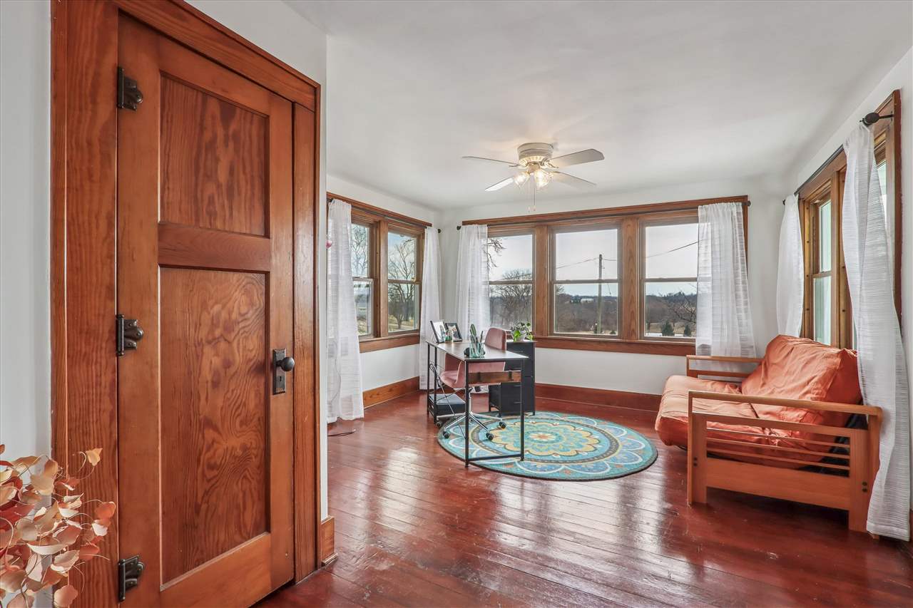 527 SW Swisher View Drive Swisher IA 52338