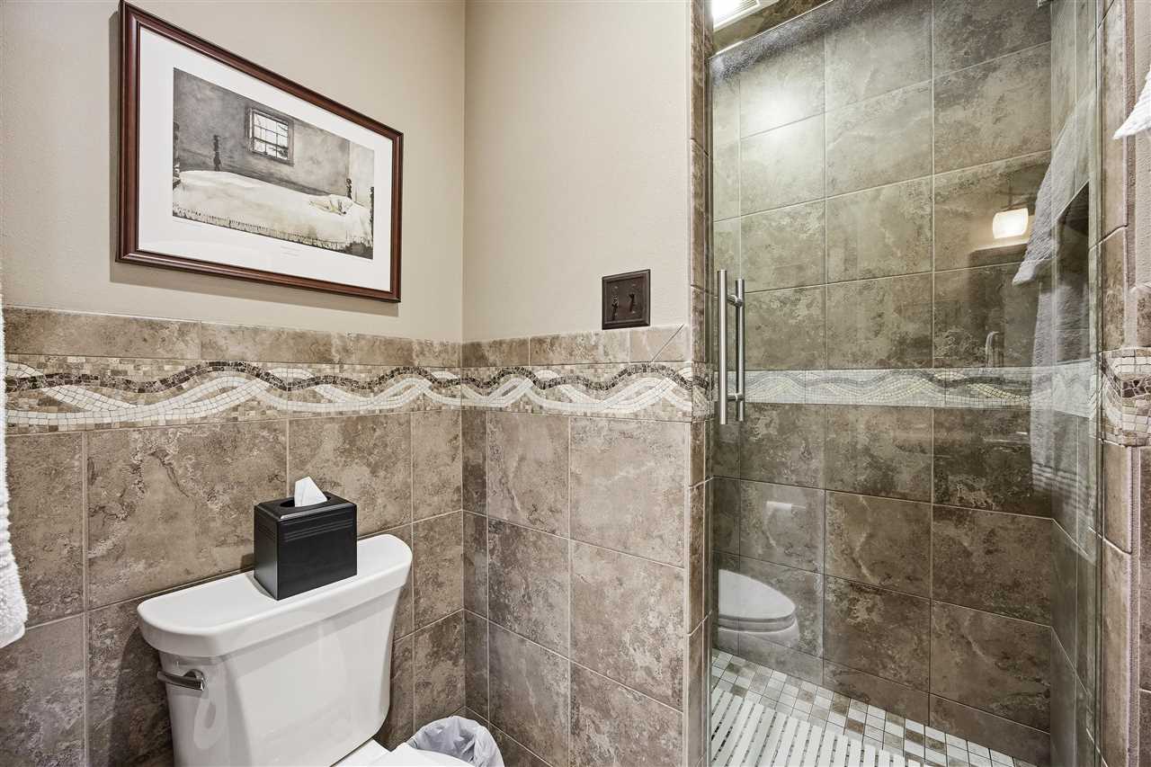 21 Fairview Knoll NE Iowa City IA 52240