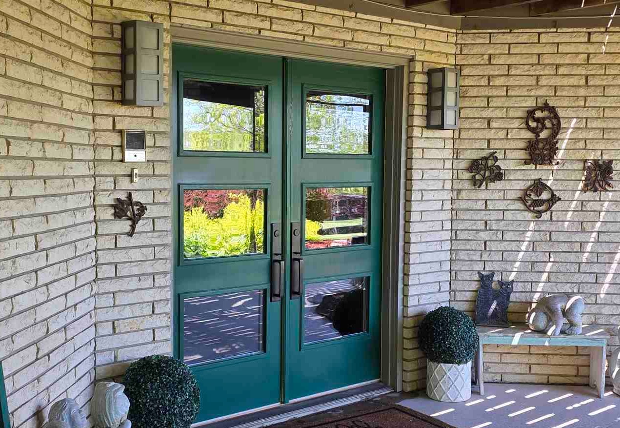 21 Fairview Knoll NE Iowa City IA 52240
