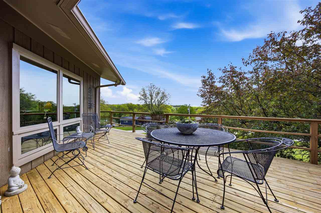 21 Fairview Knoll NE Iowa City IA 52240