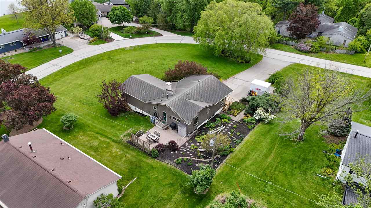 21 Fairview Knoll NE Iowa City IA 52240