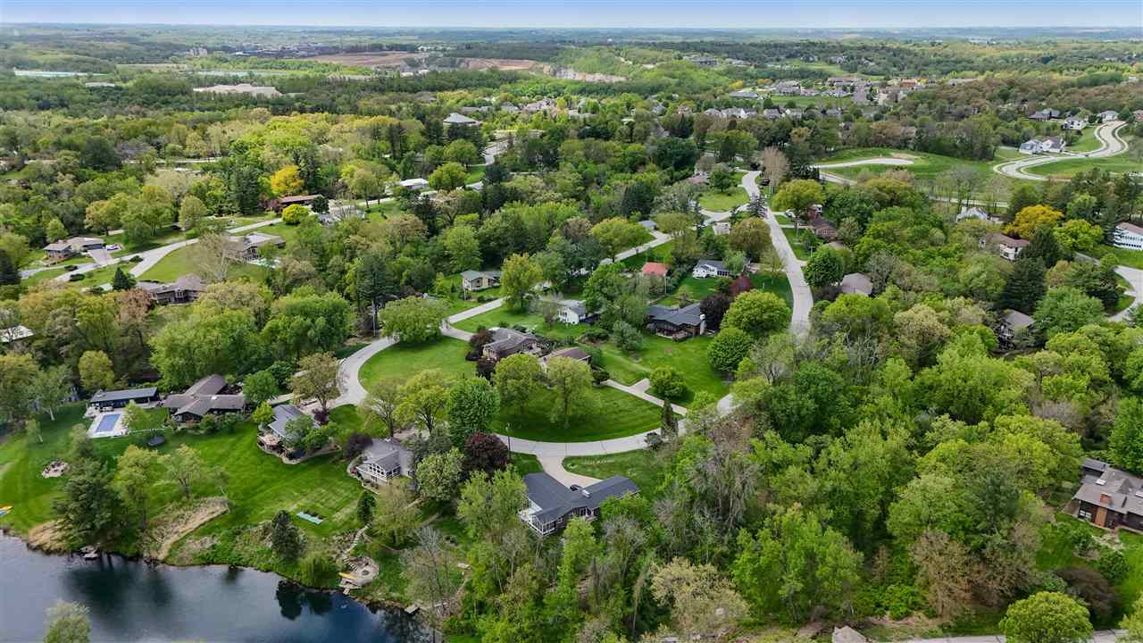 21 Fairview Knoll NE Iowa City IA 52240