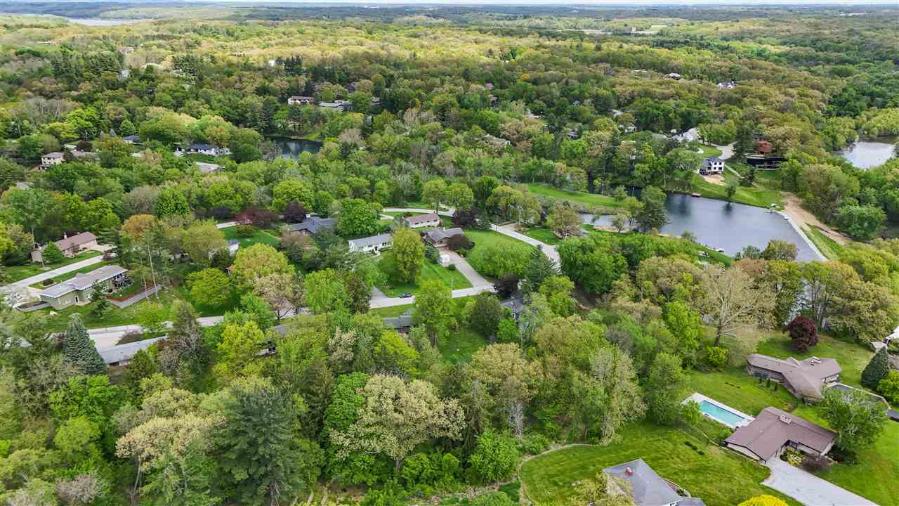 21 Fairview Knoll NE Iowa City IA 52240