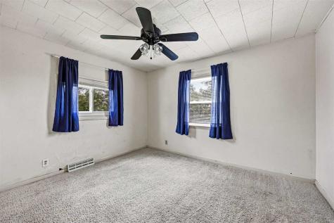 21 36th Avenue SW Cedar Rapids IA 52404