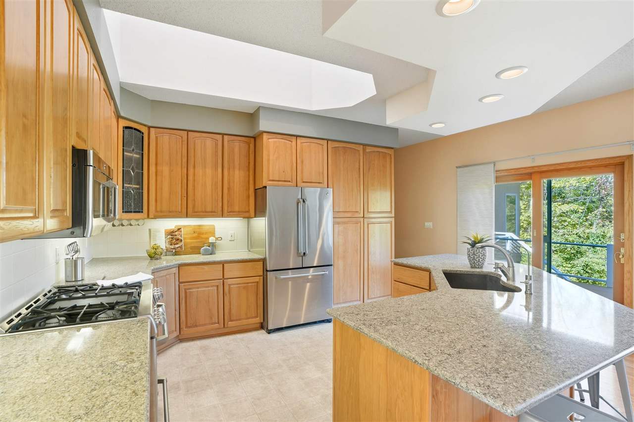 4672 Fox Lane NE Iowa City IA 52240