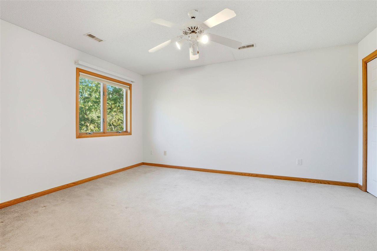 4672 Fox Lane NE Iowa City IA 52240