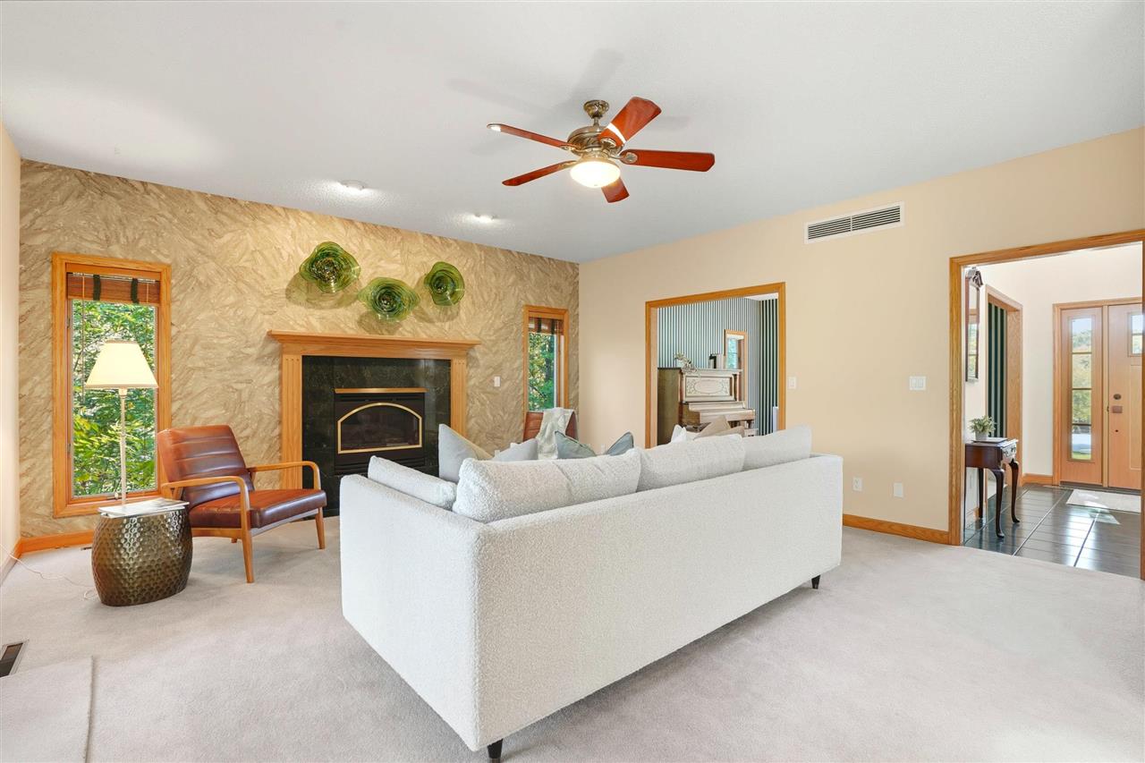 4672 Fox Lane NE Iowa City IA 52240