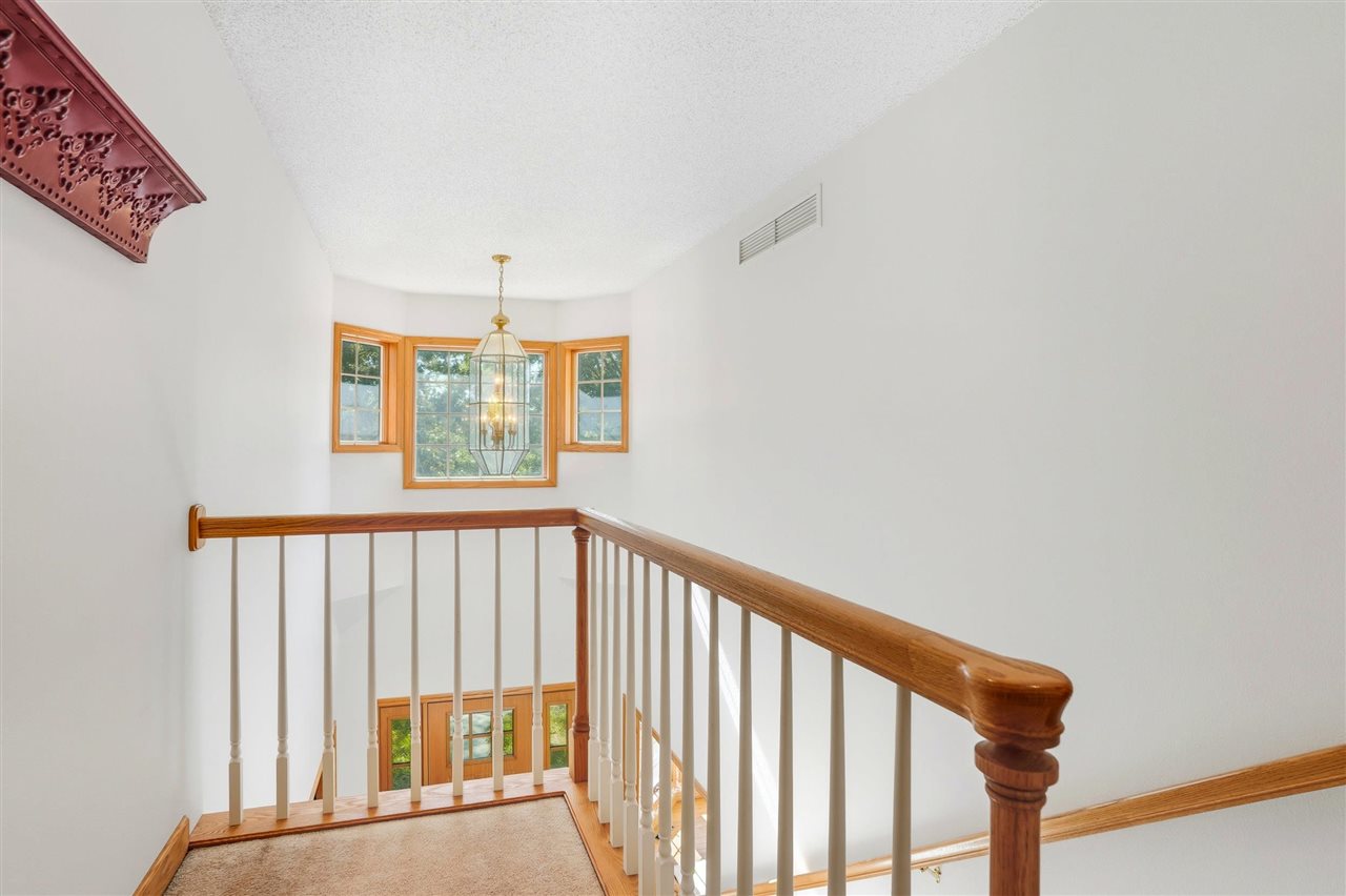 4672 Fox Lane NE Iowa City IA 52240