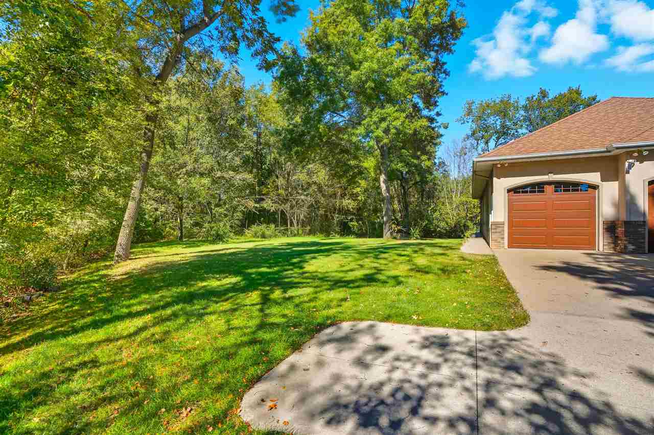 4672 Fox Lane NE Iowa City IA 52240