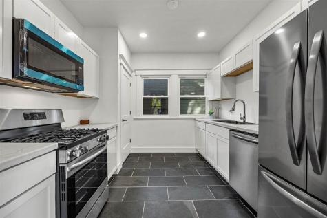 1703 A Avenue NE Cedar Rapids IA 52402