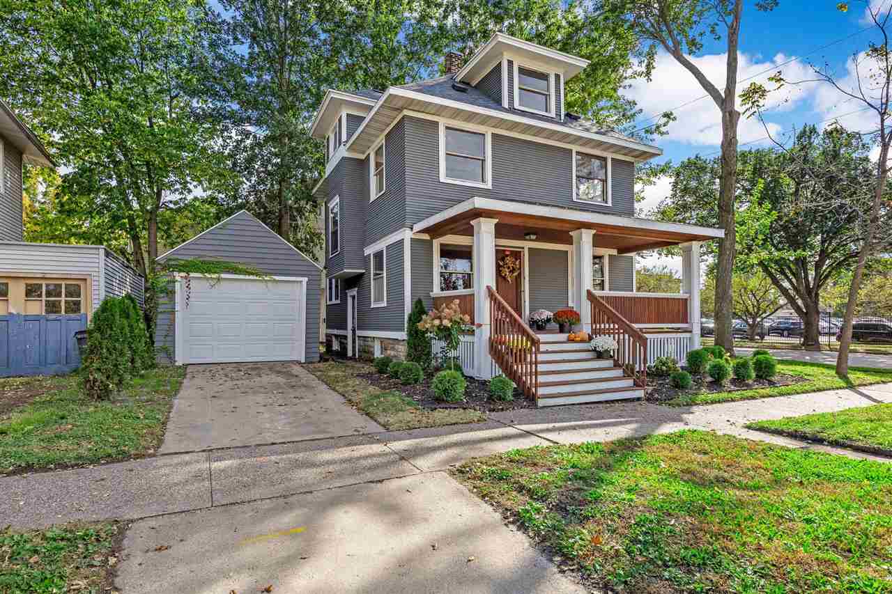 1703 A Avenue NE Cedar Rapids IA 52402