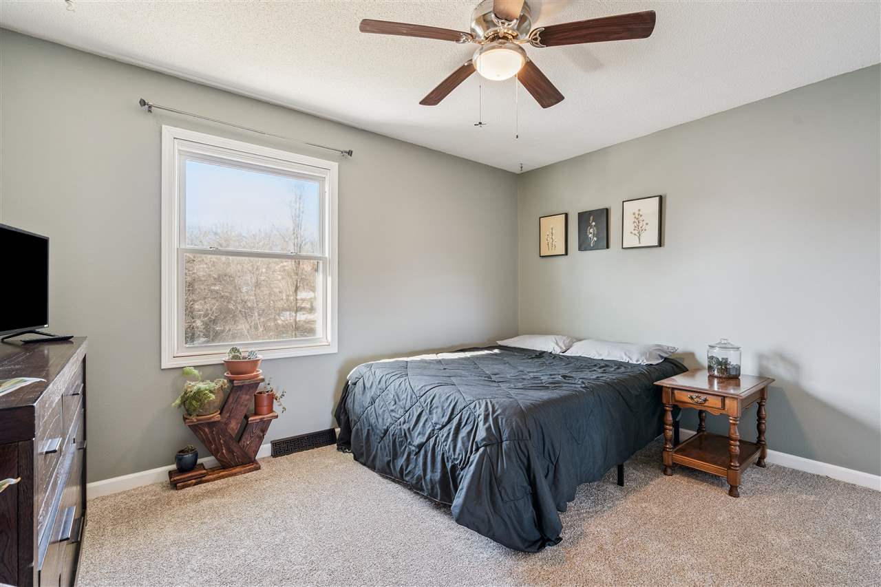 1525 N Avenue NW Cedar Rapids IA 52405