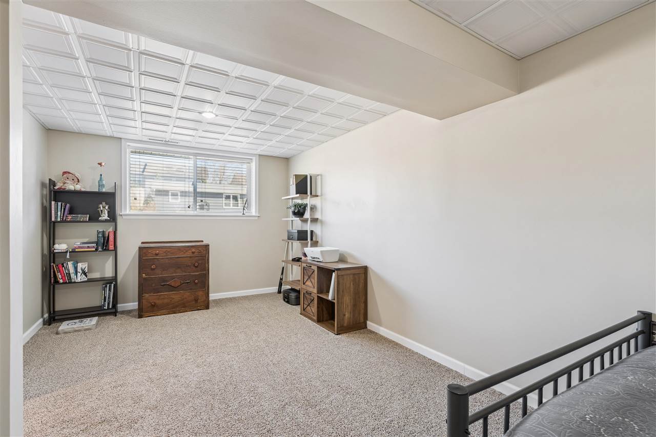 1525 N Avenue NW Cedar Rapids IA 52405