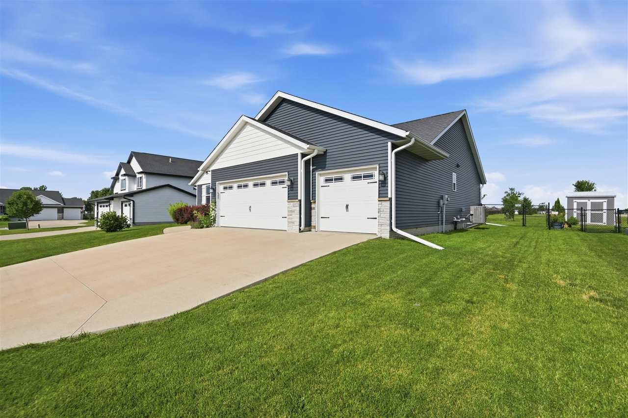 865 Prairie Street North Liberty IA 52317