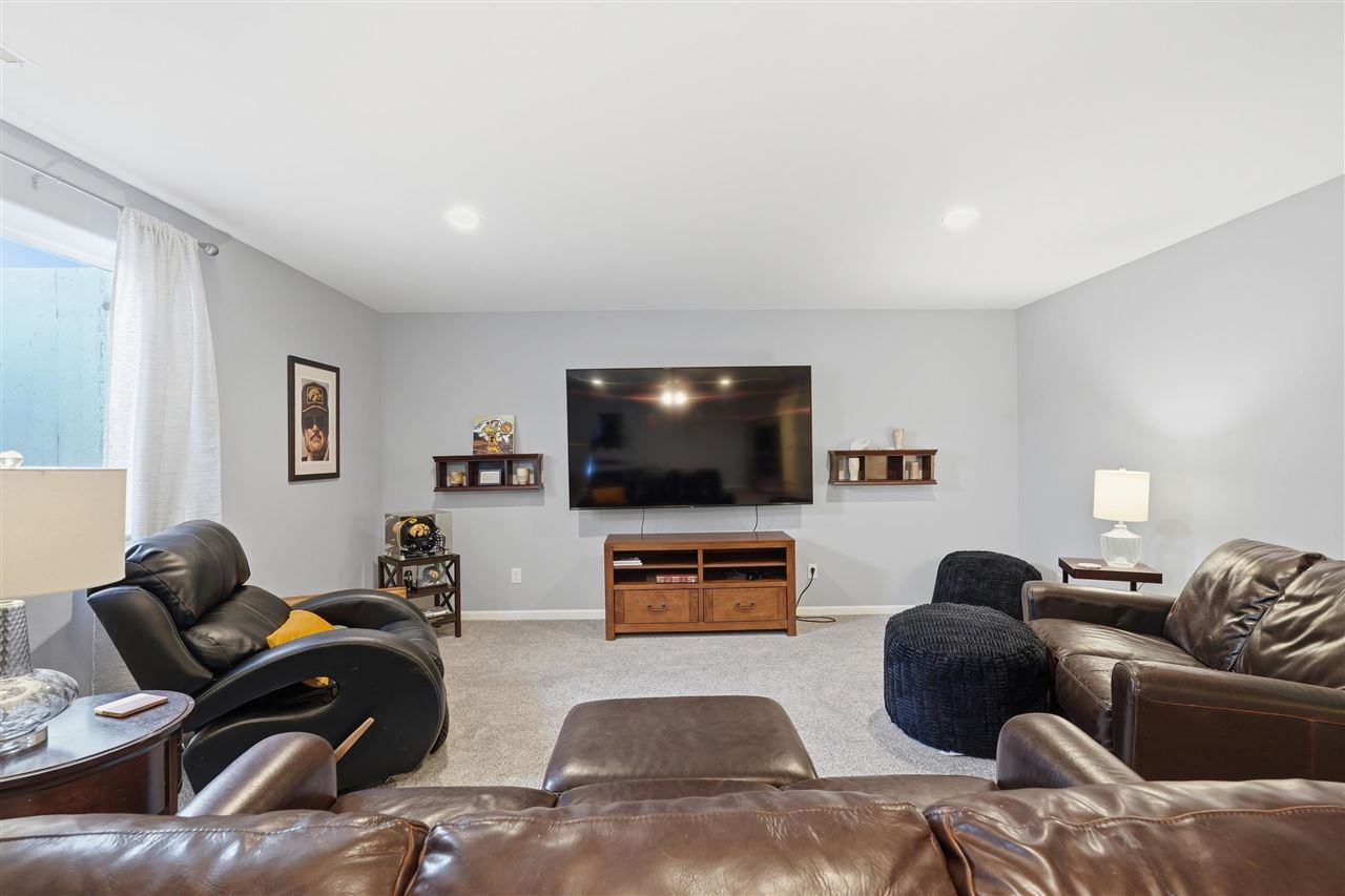 865 Prairie Street North Liberty IA 52317