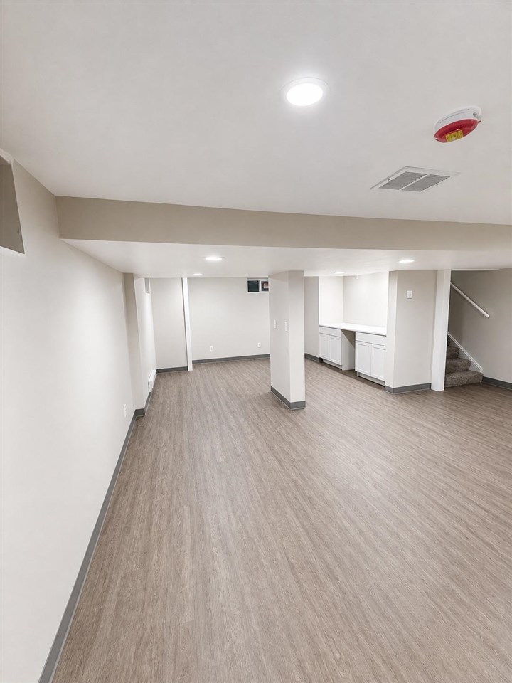 712 5th Avenue Coralville IA 52241