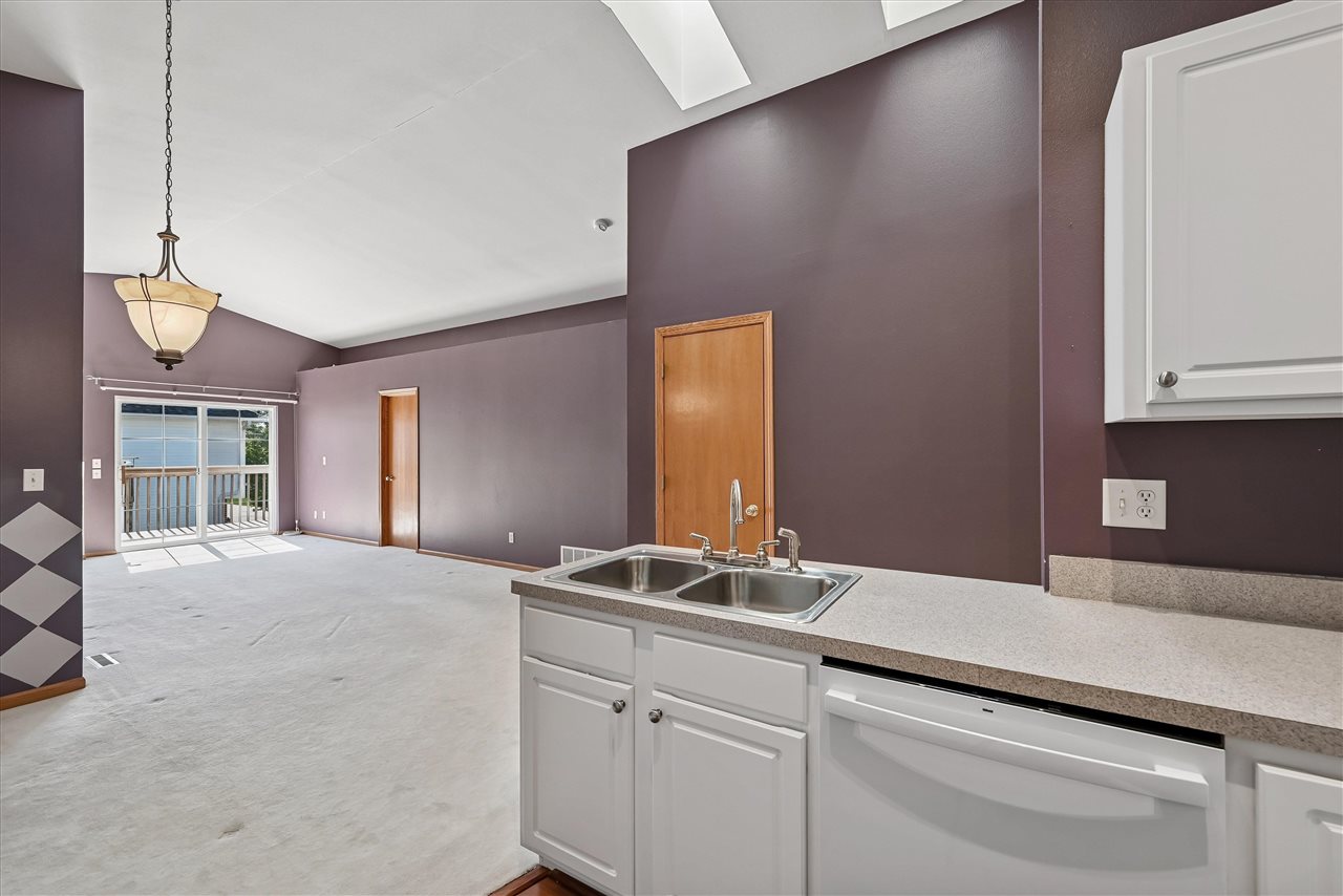 4622 NW 1st Avenue Cedar Rapids IA 52405