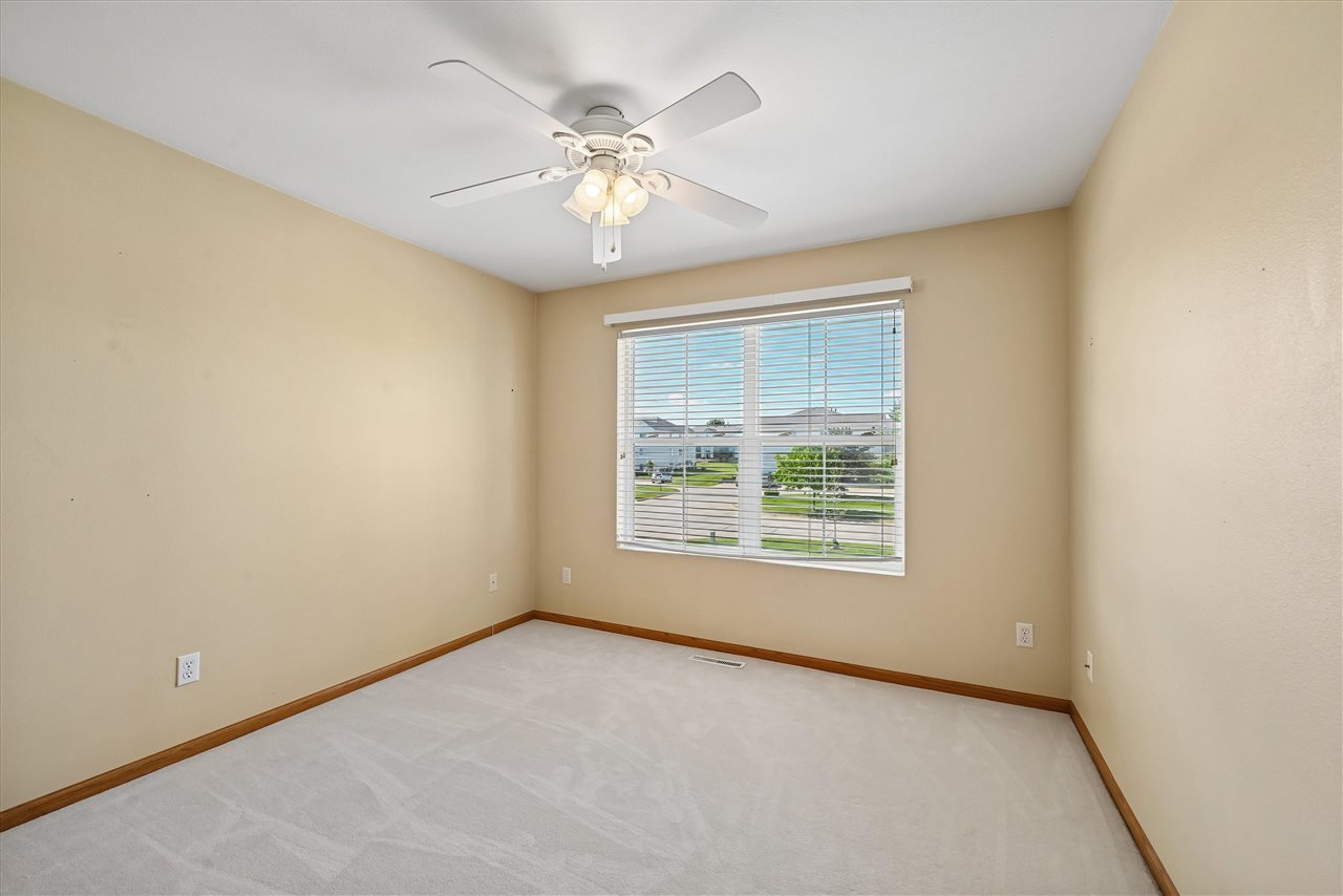 4622 NW 1st Avenue Cedar Rapids IA 52405