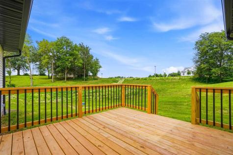 1997 Alex Way SW Oxford IA 52322