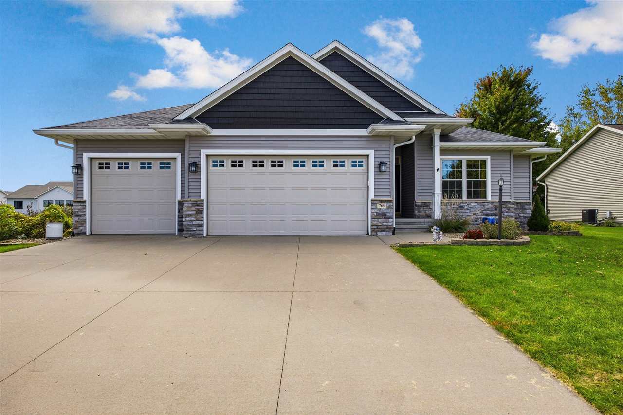 765 Berkshire Lane North Liberty IA 52317
