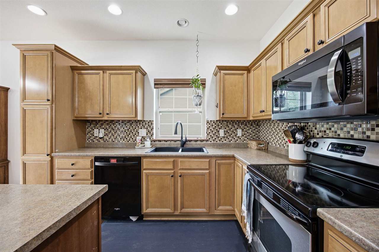 765 Berkshire Lane North Liberty IA 52317