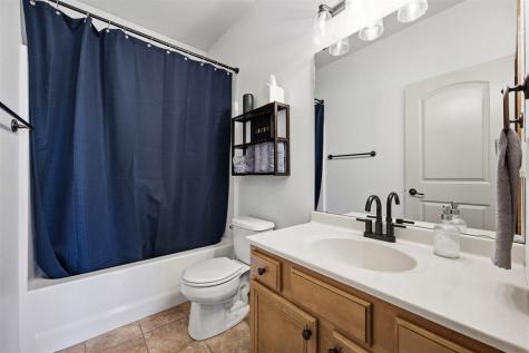 765 Berkshire Lane North Liberty IA 52317