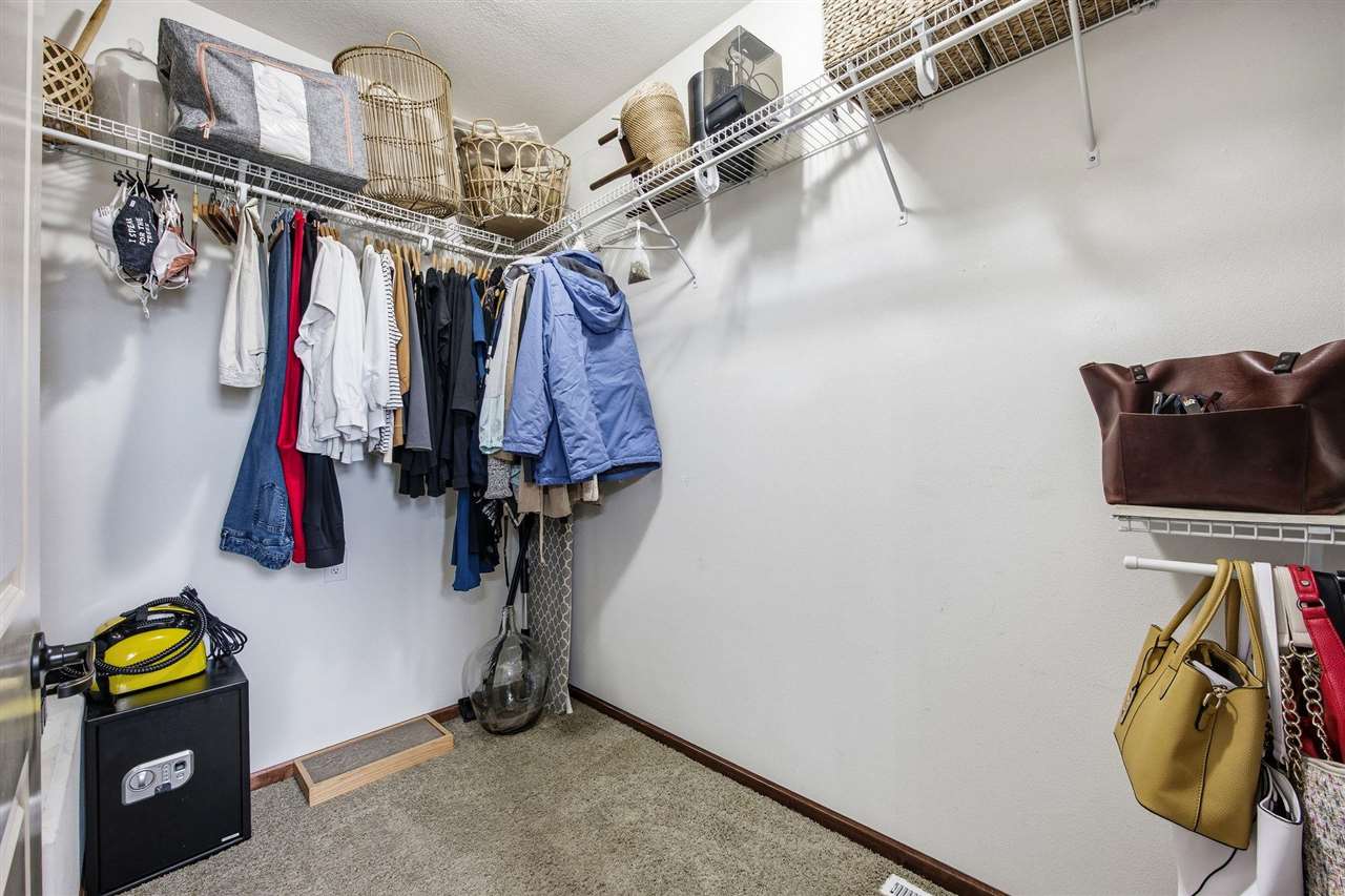 765 Berkshire Lane North Liberty IA 52317