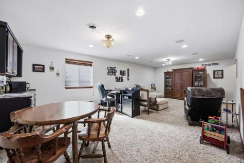 765 Berkshire Lane North Liberty IA 52317