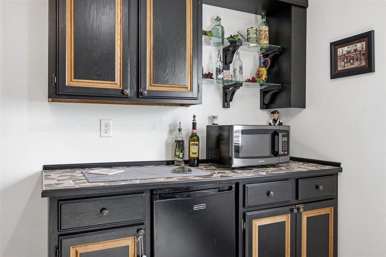 765 Berkshire Lane North Liberty IA 52317