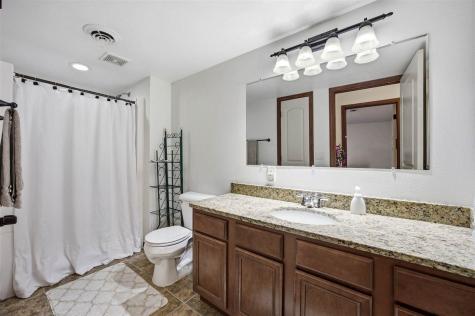 765 Berkshire Lane North Liberty IA 52317