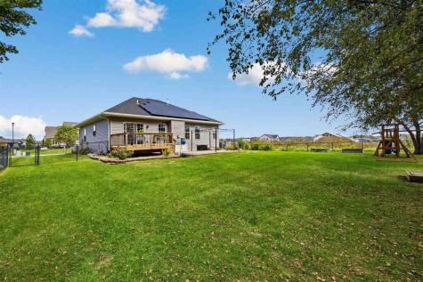 765 Berkshire Lane North Liberty IA 52317