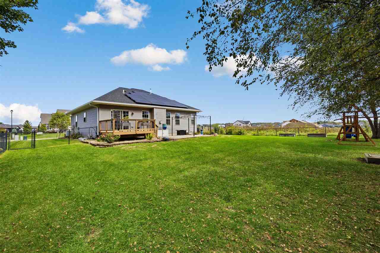 765 Berkshire Lane North Liberty IA 52317