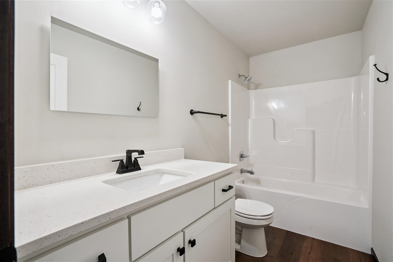 915 Prairie View Drive West Branch IA 52358