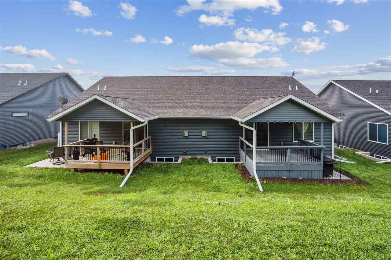 915 Prairie View Drive West Branch IA 52358